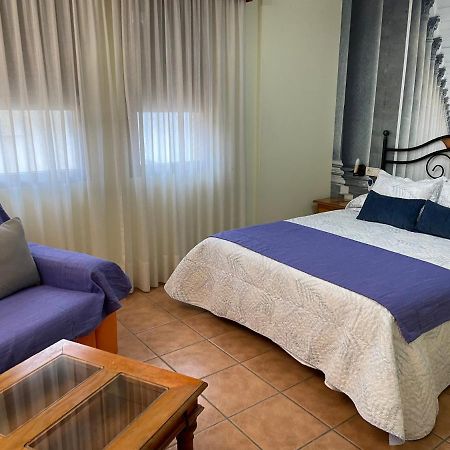 Hotel Hospederia Zacatin 알칼라 라 레알 외부 사진